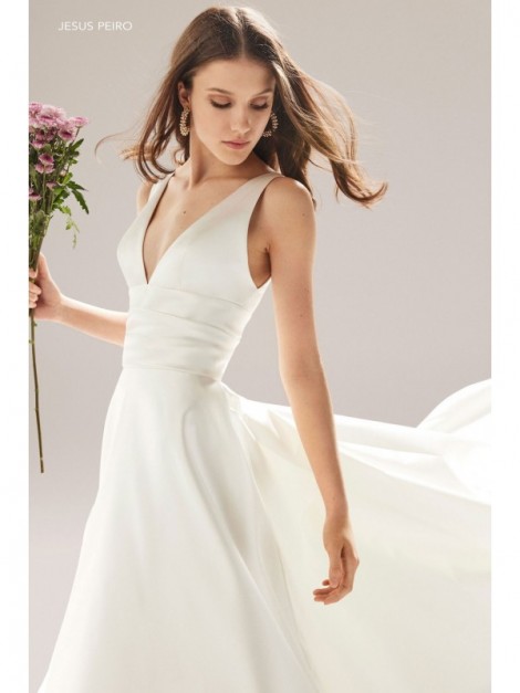 abito da sposa 35 2024 2432 - Jesus Peiro