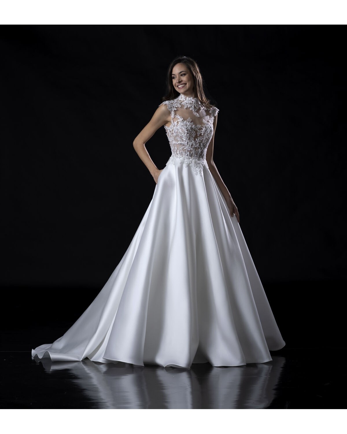 abito da sposa V1397 2024 - Valentini Couture