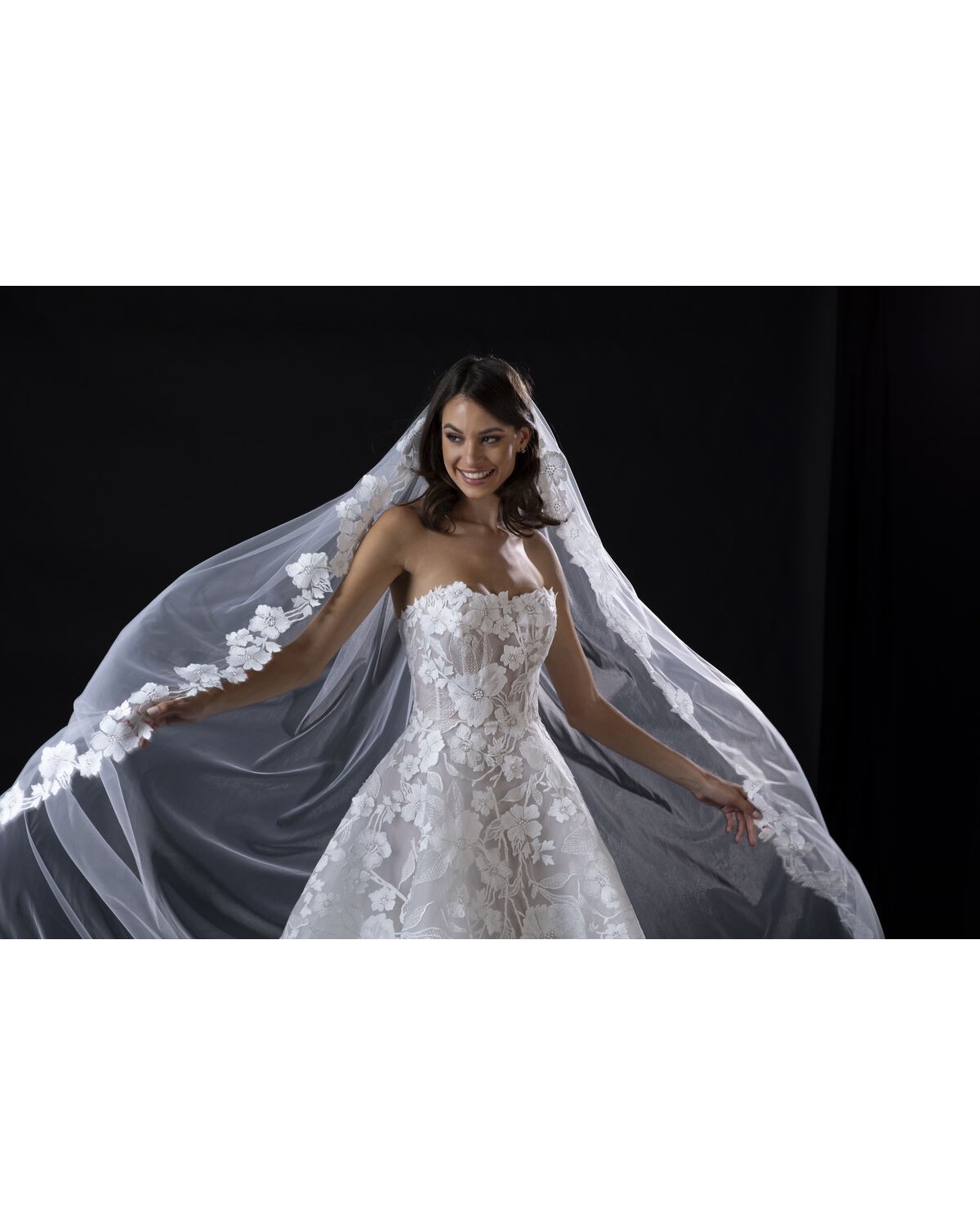 abito da sposa V1392 2024 - Valentini Couture