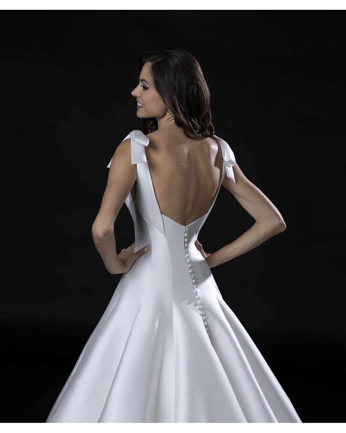 abito da sposa E0891 2024 - Valentini Couture