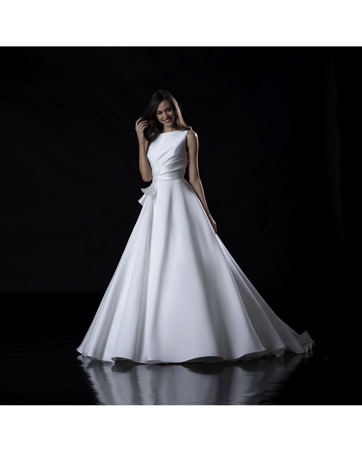 abito da sposa E0877 2024 - Valentini Couture