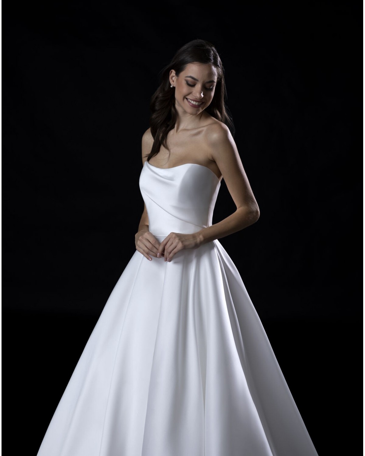 abito da sposa E0861B 2024 - Valentini Couture