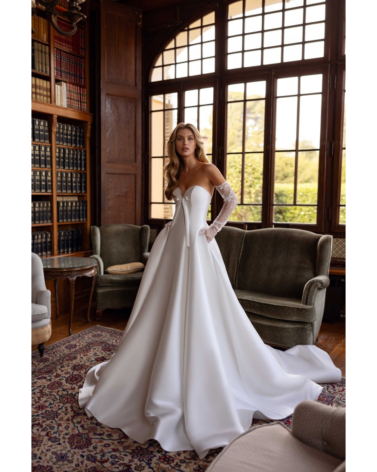 abito da sposa lita Bloom 2025 - Tina Valerdi