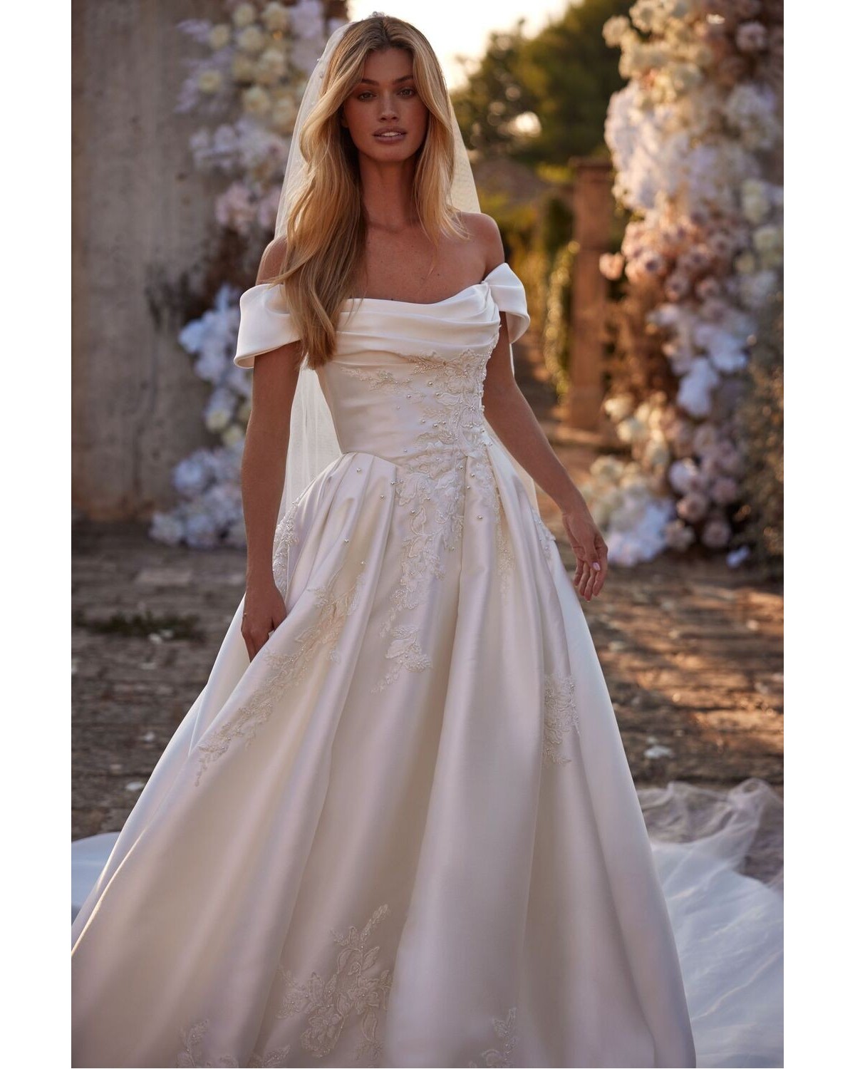 abito da sposa Symphony Chapter: Bride 2025 - Milla Nova