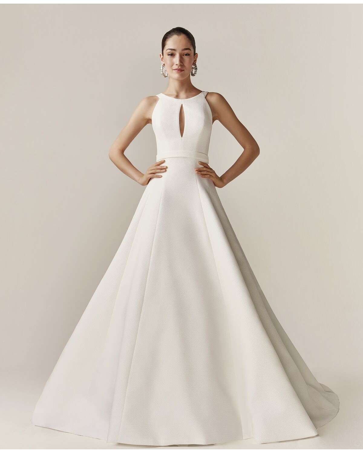 abito da sposa 2564 Lumière 2025 - Jesus Peiro