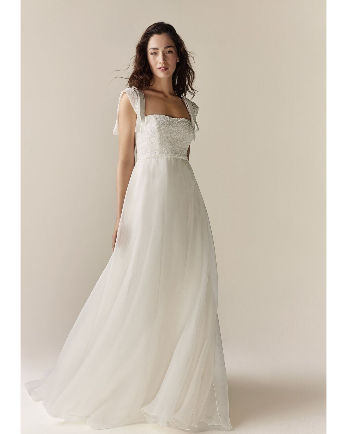 abito da sposa 2552 Lumière 2025 - Jesus Peiro