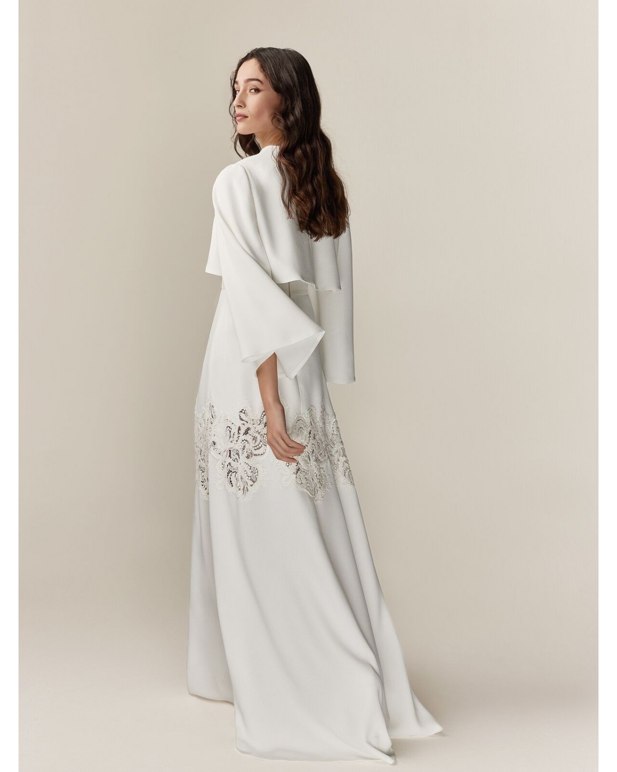 abito da sposa 2547 Lumière 2025 - Jesus Peiro