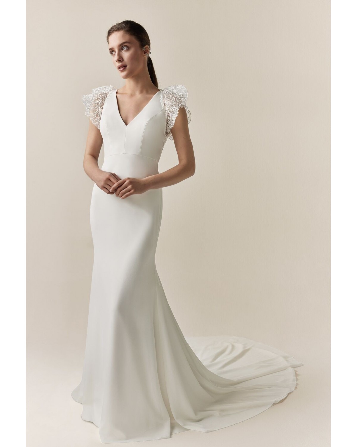 abito da sposa 2546 Lumière 2025 - Jesus Peiro