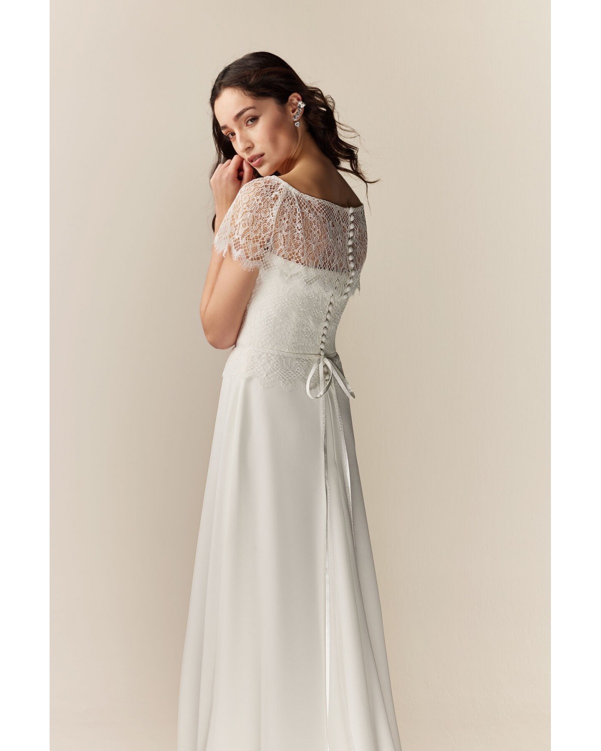 abito da sposa 2543 Lumière 2025 - Jesus Peiro