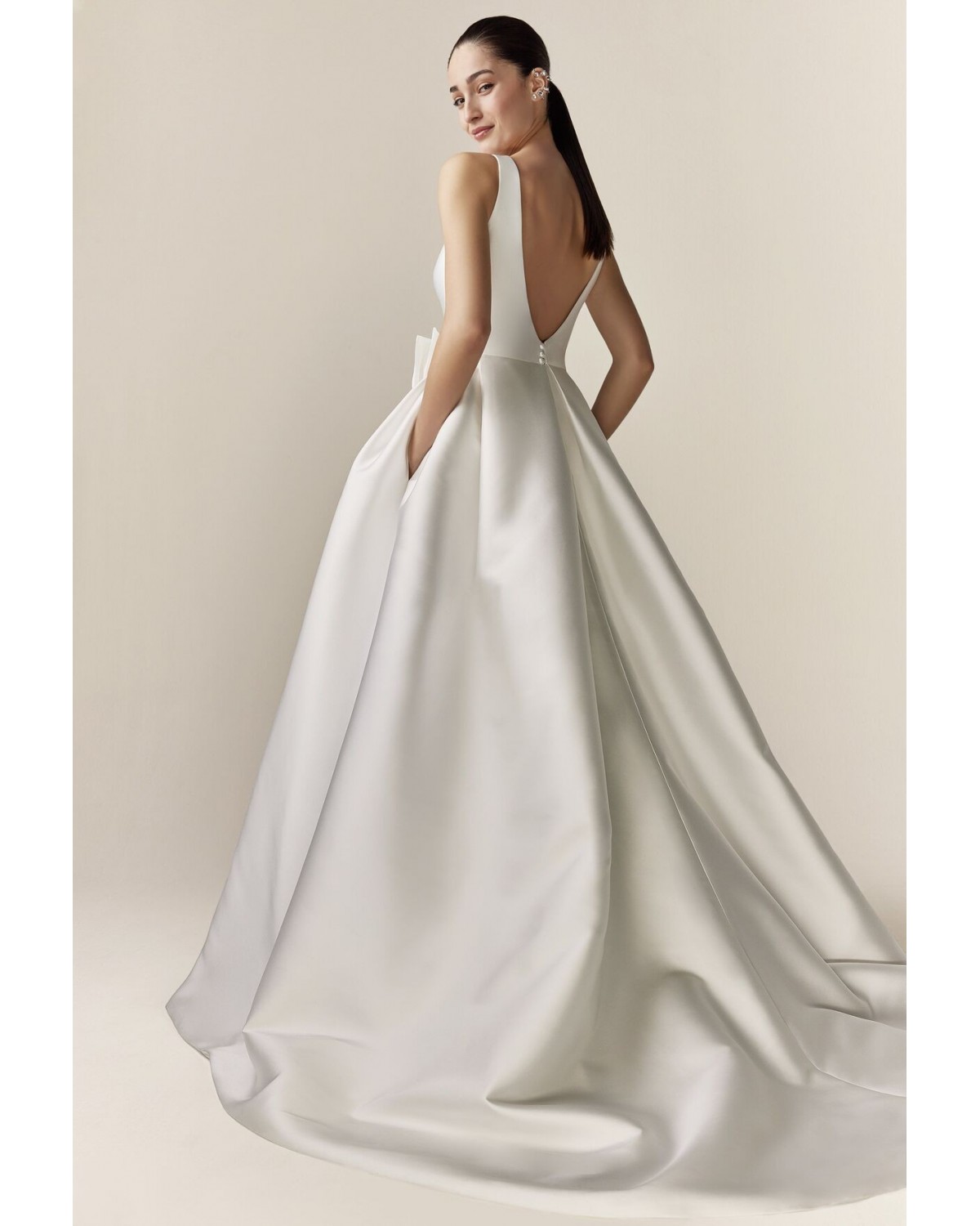 abito da sposa 2539 Lumière 2025 - Jesus Peiro