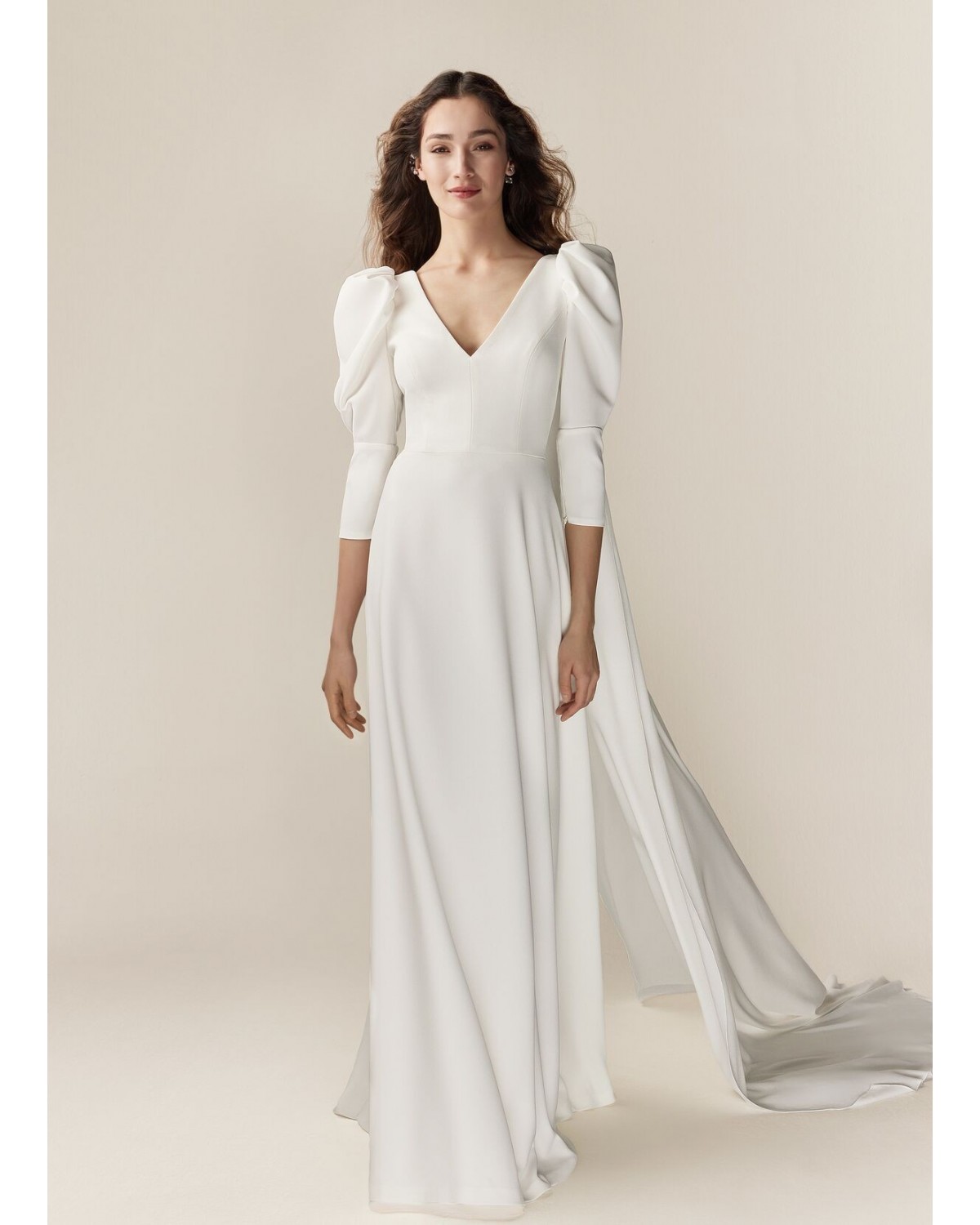 abito da sposa 2532 Lumière 2025 - Jesus Peiro