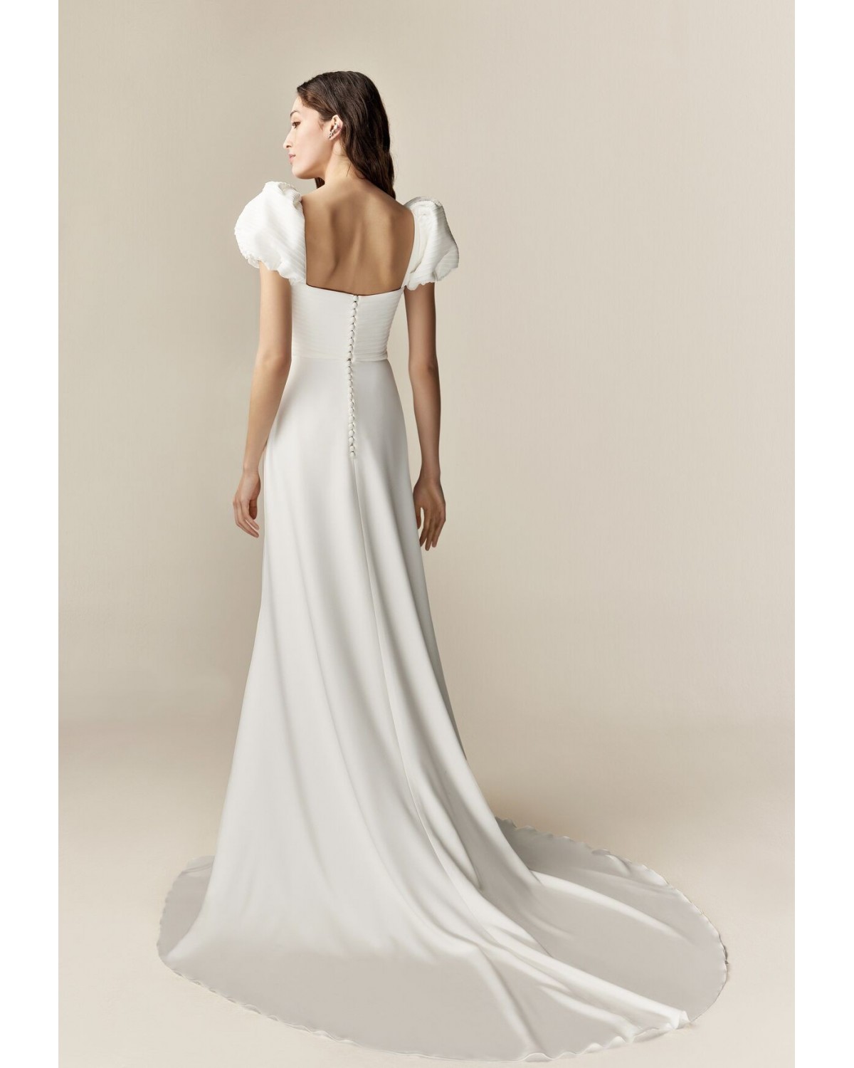 abito da sposa 2527 Lumière 2025 - Jesus Peiro