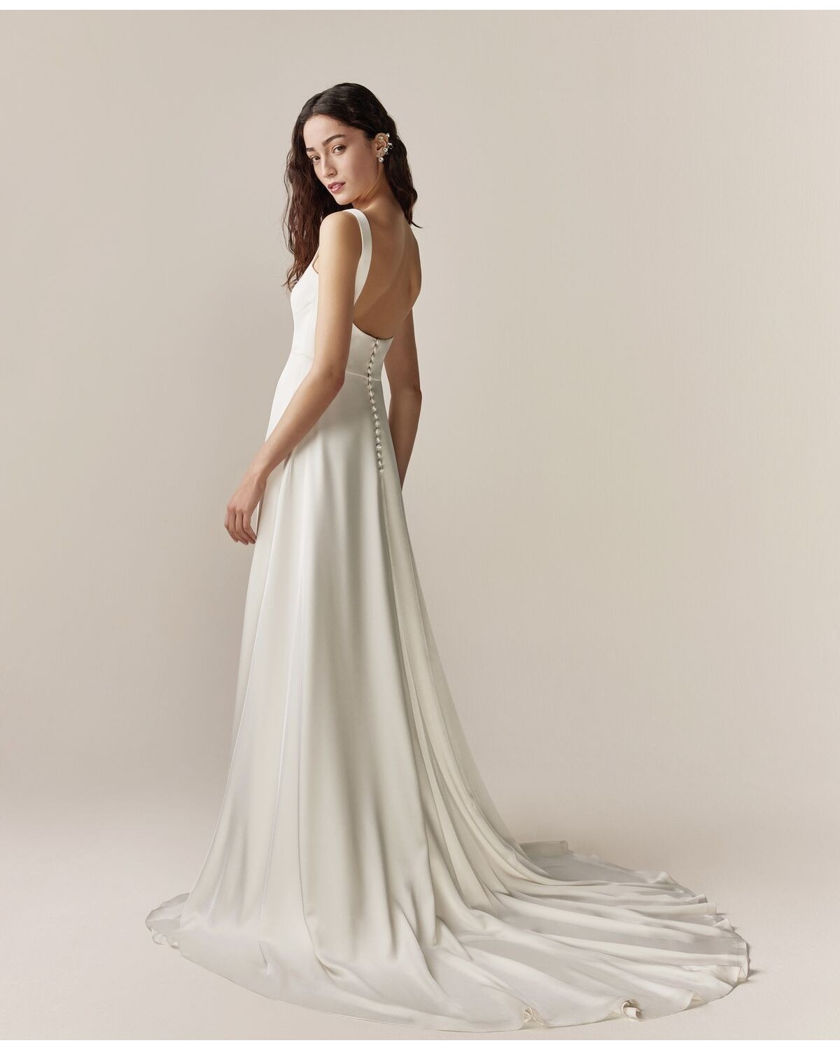 abito da sposa 2507 Lumière 2025 - Jesus Peiro