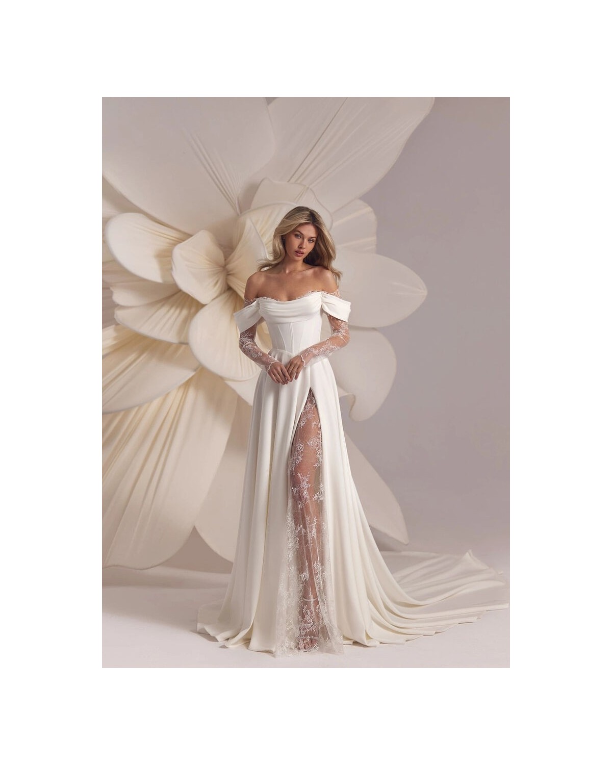 abito da sposa 2025 baccara Less is More - Eva Lendel