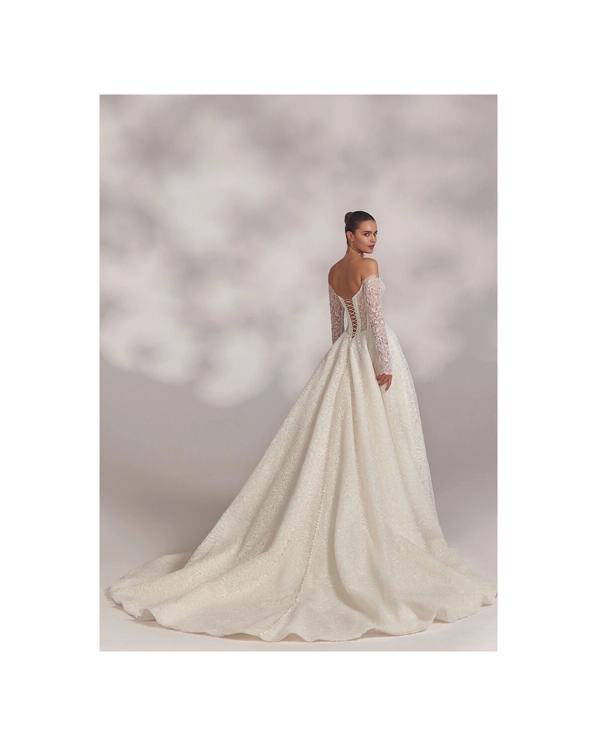 abito da sposa 2025 abril Less is More - Eva Lendel