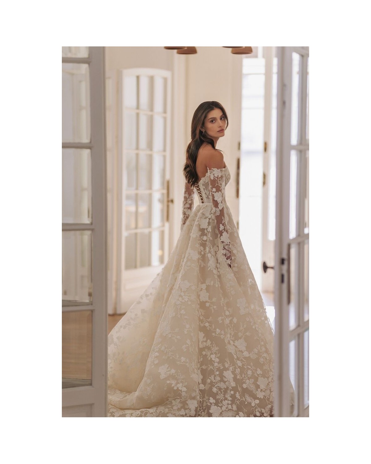 abito da sposa 2025 katniss White Gemini Collection - Wona