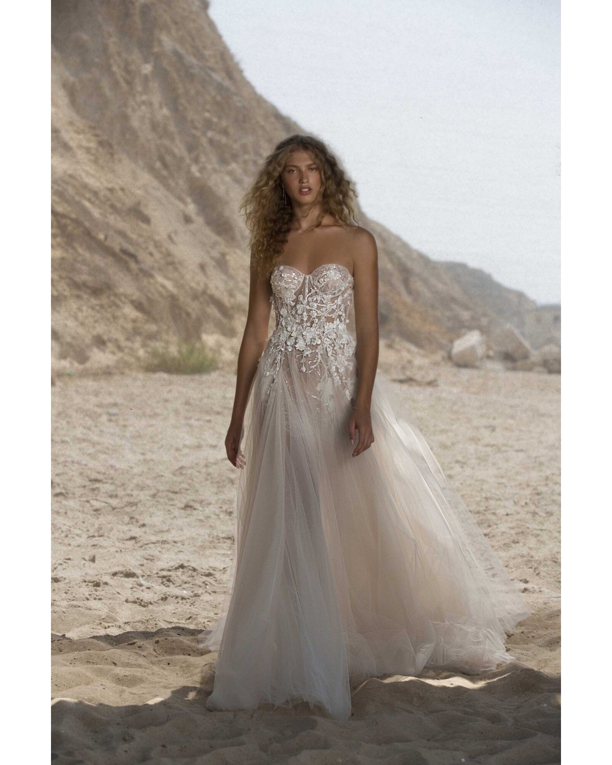 Hila - abito da sposa collezione 2021 - Muse by Berta