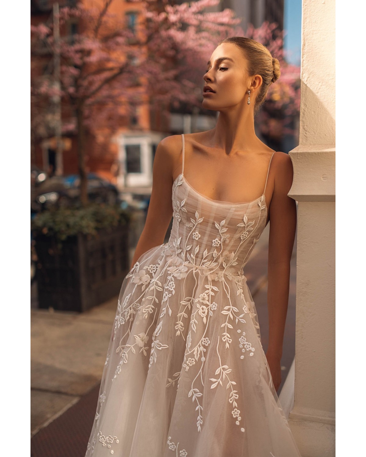 abito da sposa Collezione NYC 2024 Mia - MUSE by Berta