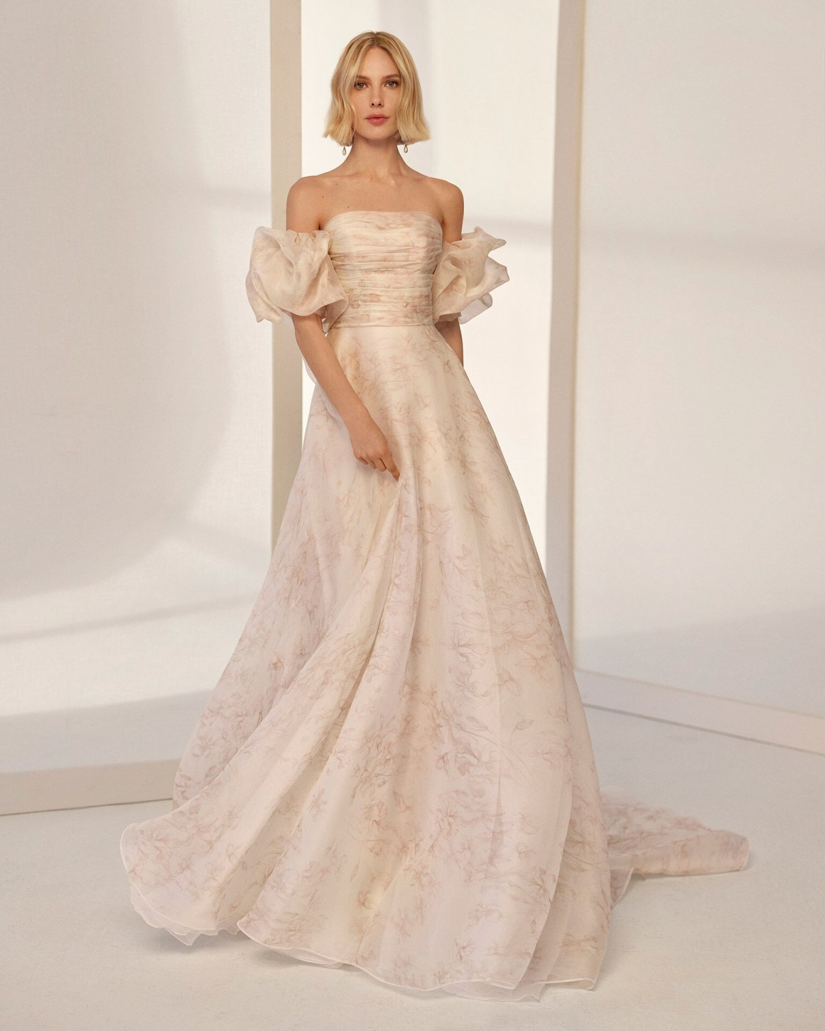 abito da sposa Collezione 2024 ELMIRA - Aire Atelier