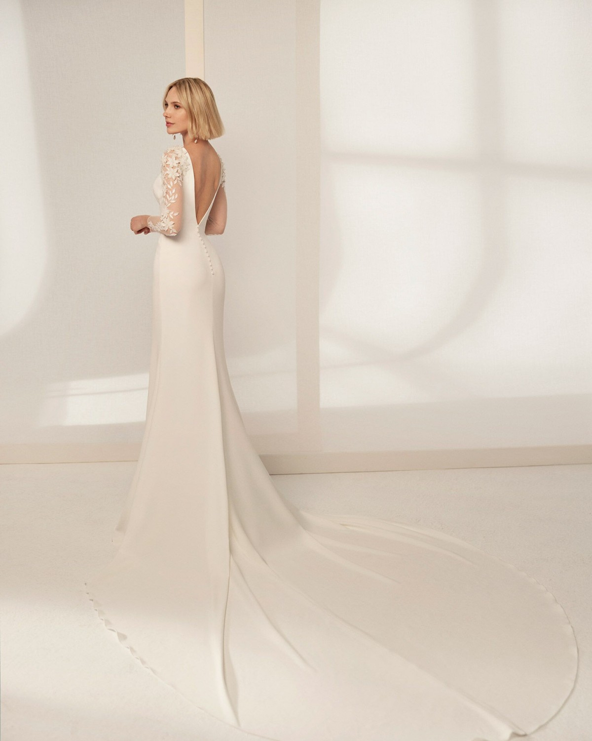 abito da sposa Collezione 2024 ESTEL - Aire Atelier