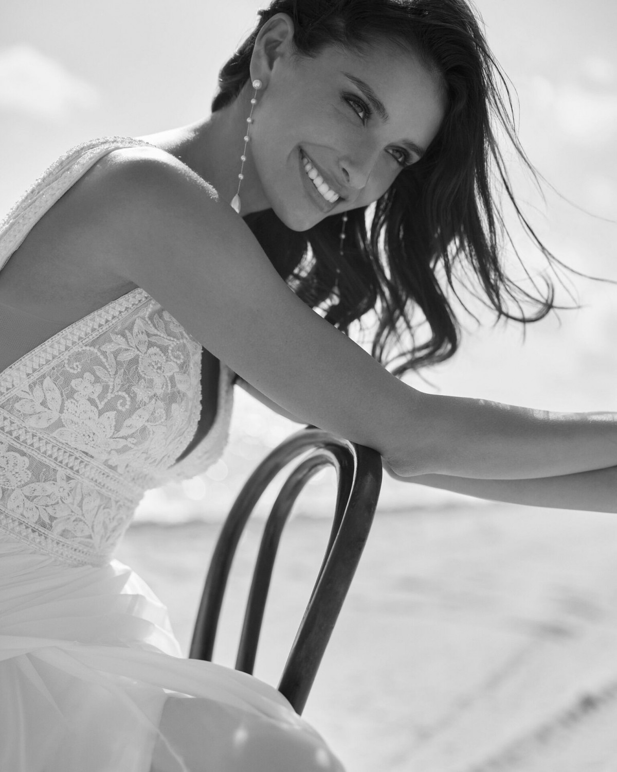 abito da sposa Collezione 2024 VARISA - Aire Beach Wedding