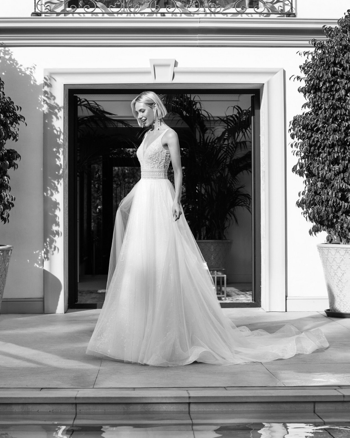 abito da sposa Collezione 2024 THEA - Aire Diamond