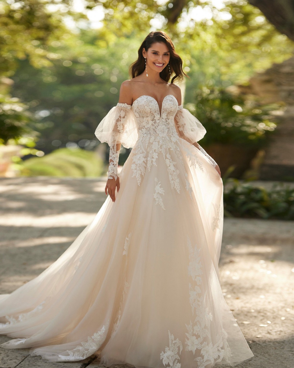 abito da sposa Collezione 2024 BISNA - Aire Royale