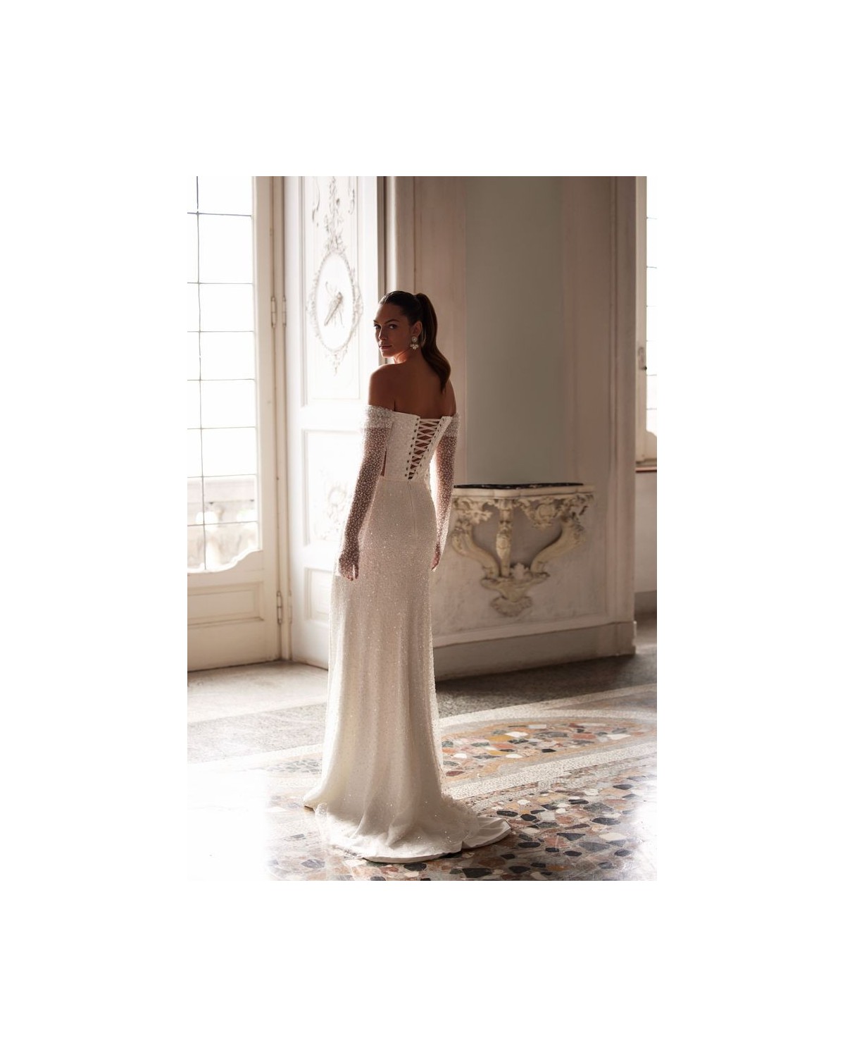 abito da sposa Collezione 2024 Bassema - Stars in White