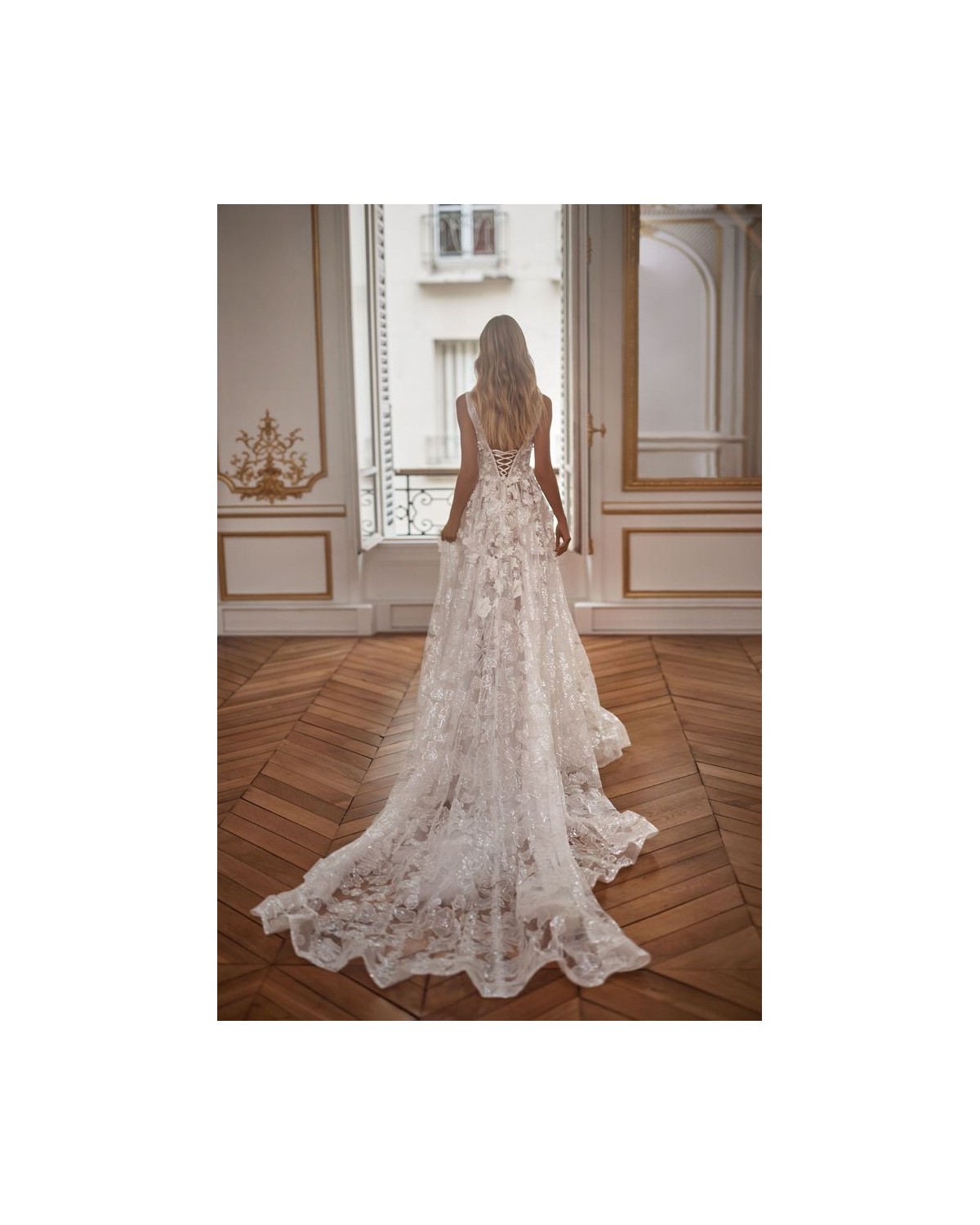 abito da sposa Collezione 2024 Britania - Stars in White