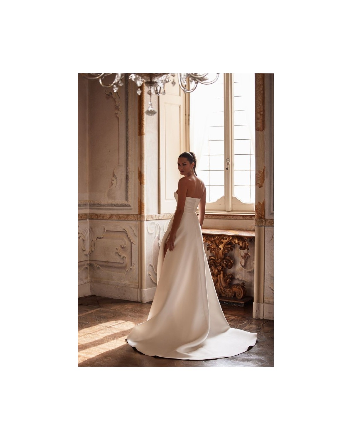 abito da sposa Collezione 2024 Cassiopeia - Stars in White